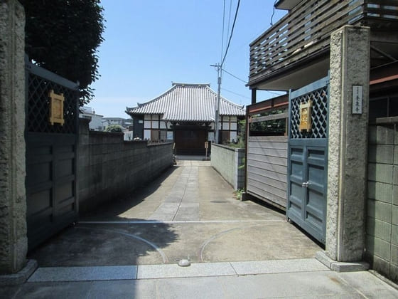 養泉寺（Yōsenji)
